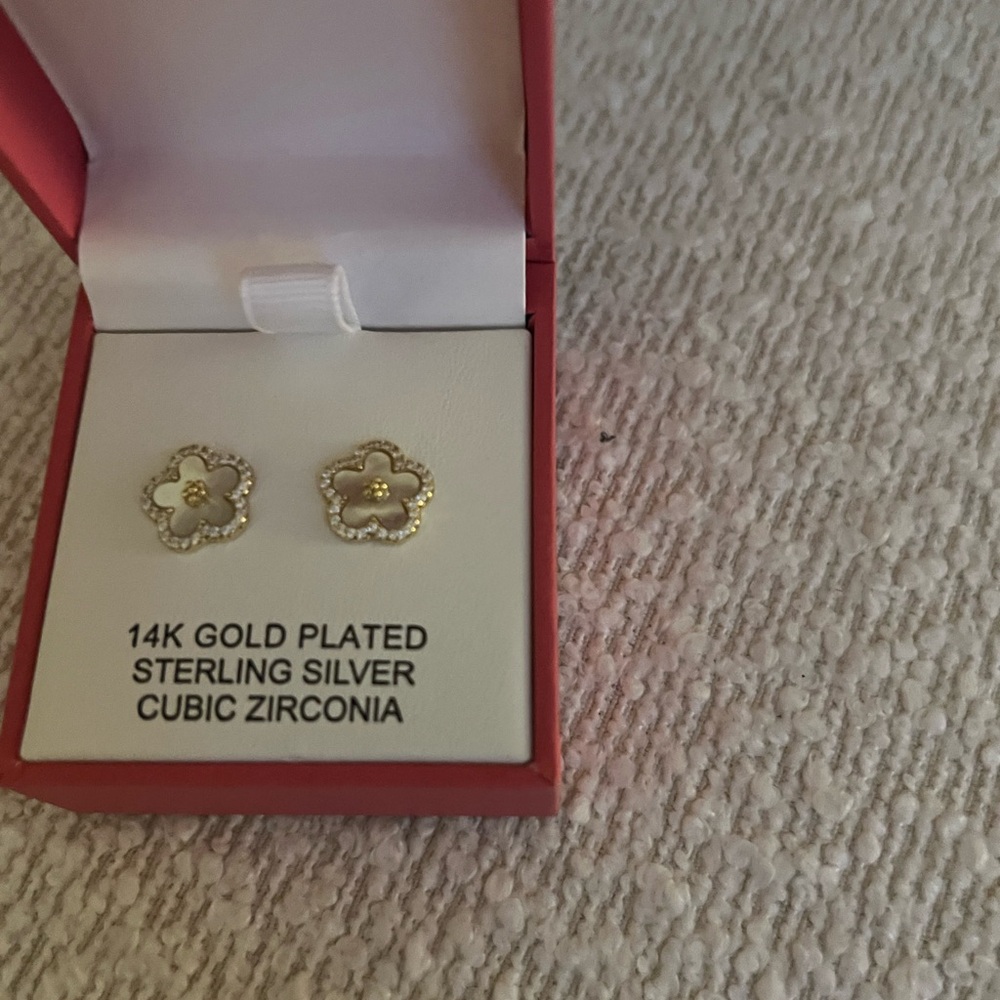 Rachel Zoe Flower Earrings
